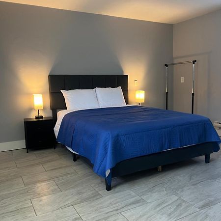 Nest Inn Уотертаун Экстерьер фото